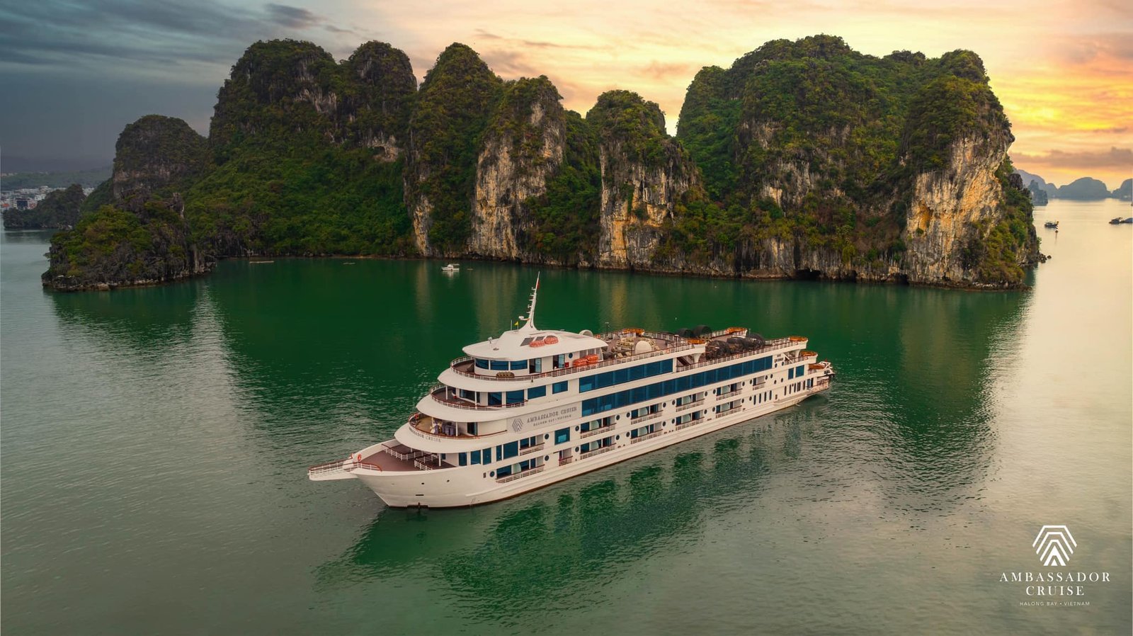 tour du thuyền Hạ Long - Lợi ích về tài chính và sự tiện lợi