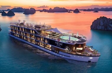 Bí kíp săn combo xe đưa đón và tour du thuyền Hạ Long 2026