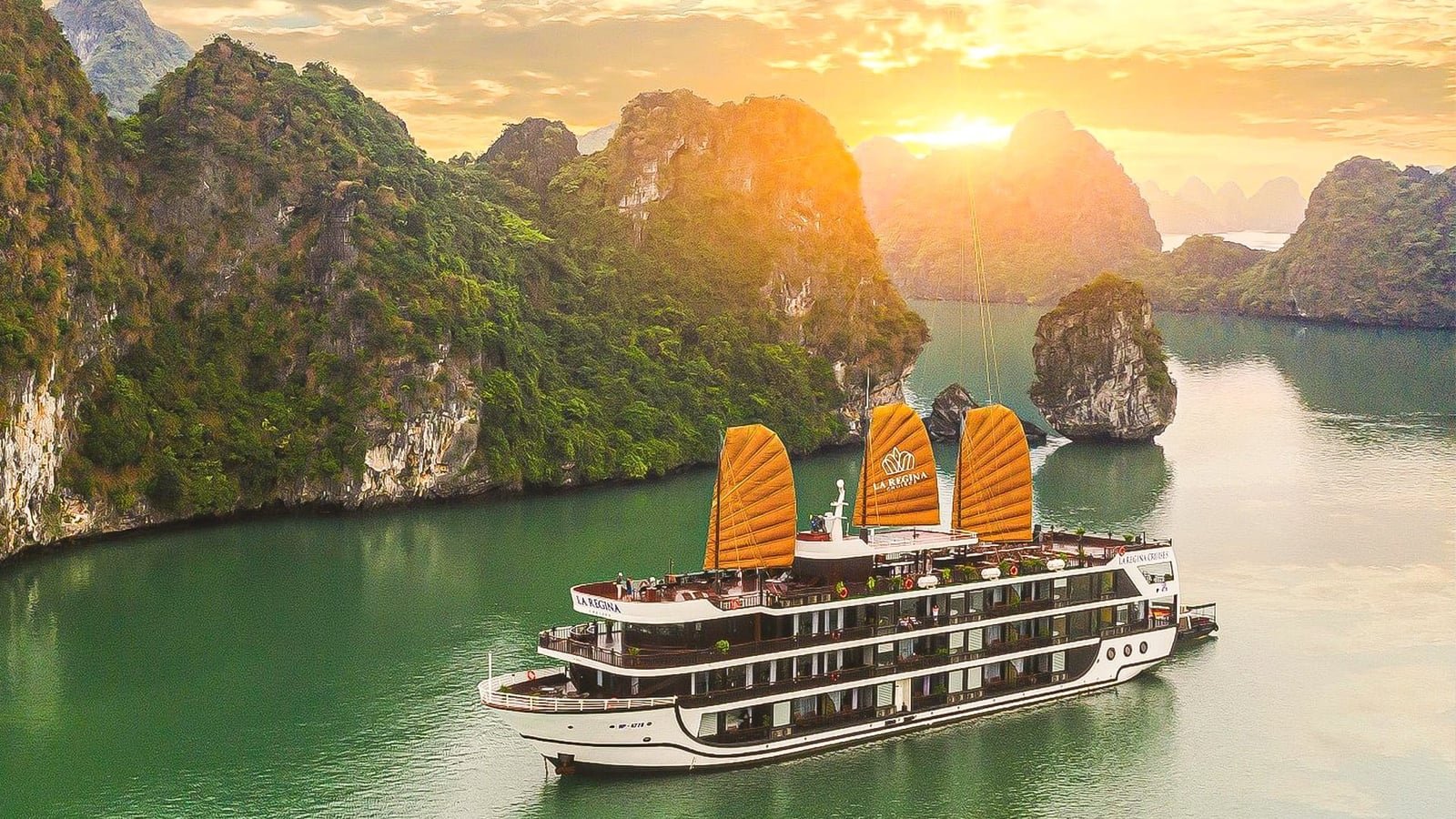 Bí quyết săn vé tham quan vịnh Hạ Long với giá ưu đãi nhất hiện nay